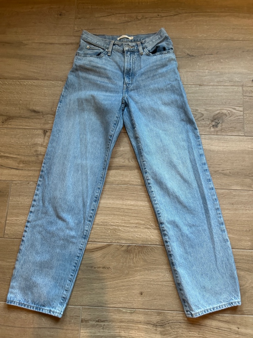 Levi's Women’s Light Blue Straight Jeans